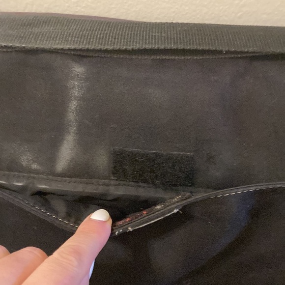 KENNETH COLE REACTION black Messenger 💼 bag - Picture 5 of 11